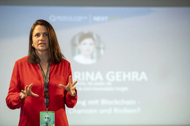 Katharina Gehra, eine der führenden Blockchain Expertinnen.